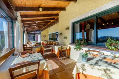 Area soggiorno di Hotel & Glamping Borgo di Campagna