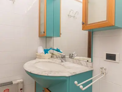 Bagno di Apartment Agrifoglio by Interhome