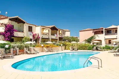 Piscina di Villaggio Turchese o nelle vicinanze
