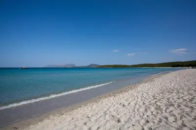 Paesaggio naturale nelle vicinanze della villa