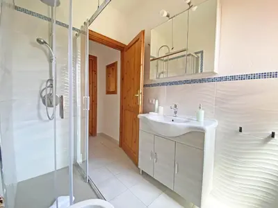 Bagno di Sunset House La Cinta ST5 - PuntoCasaBudoni