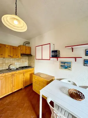 Cucina o angolo cottura di Bilocale al Villaggio degli ulivi SAN TEODORO