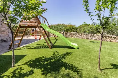 Area giochi per bambini di villa Le farfalle