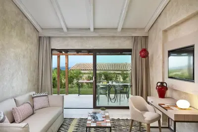 Area soggiorno di Baglioni Resort Sardinia - The Leading Hotels of the World