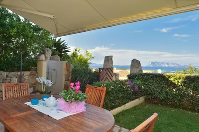 Paesaggio naturale nelle vicinanze della villa