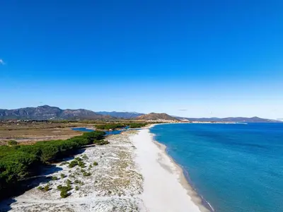 Paesaggio naturale nelle vicinanze della casa vacanze