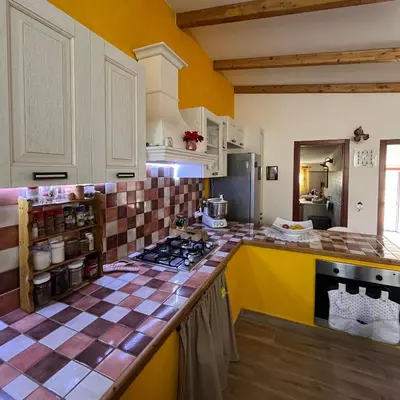 Cucina o angolo cottura di Villetta con giardino e barbecue