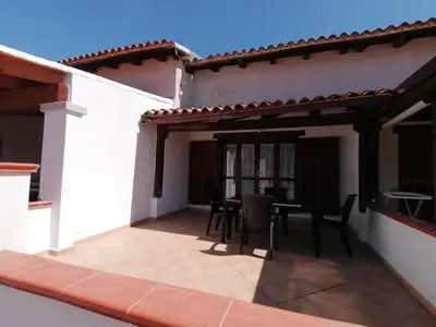 Balcone o terrazza di Appartamento centralissimo in San Teodoro
