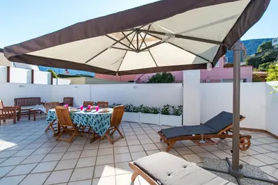 Patio o area all'aperto di Near The Port Apartment