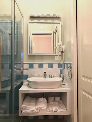 Bagno di ESMERALDA'S ROOMS