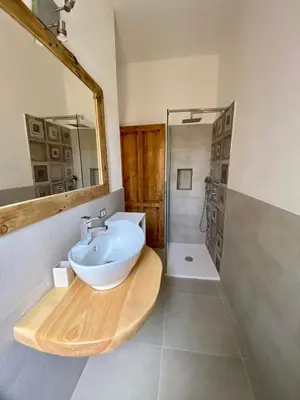Bagno di Giardino privato & BBQ Relax a La Caletta per 4