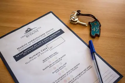 Certificato, attestato, insegna o altro documento esposto da Appartamenti Tanaunella