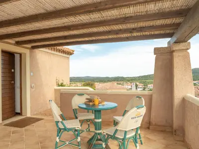 Balcone o terrazza di Holiday Home Acacia 1 - Vista Village by Interhome