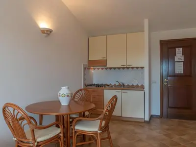 Cucina o angolo cottura di Holiday Home Bougainville 5 - Vista Village by Interhome