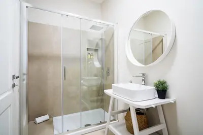 Bagno di Enjoy Your Stay - Guest House - Olbia