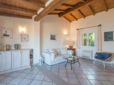 Area soggiorno di Apartment Eucalipto by Interhome