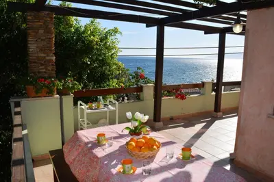 Paesaggio naturale nelle vicinanze della casa vacanze