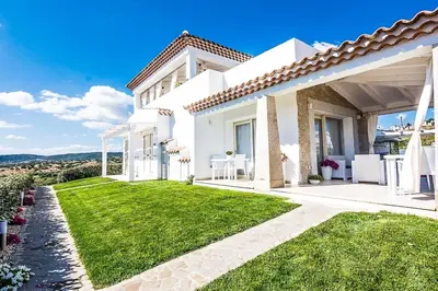 Giardino di HYPNOTIC GUESTHOUSE