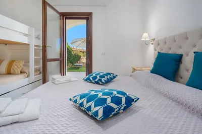 Letto o letti in una camera di Villa with Breathtaking View I Private Garden I BBQ