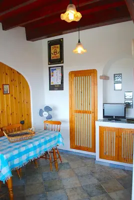 Cucina o angolo cottura di Bilo Vista Mare Agrustos