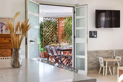 TV o dispositivi per l'intrattenimento presso Home Garden