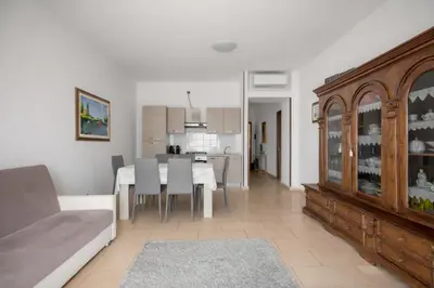 Cucina o angolo cottura di Dimoras 3BR City Center Terrace & Parking