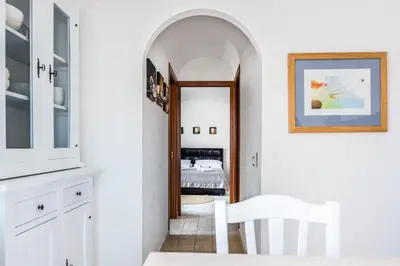 Planimetria di Domo Mea Terra e Domo Mea Chelu - Comfort nel centro storico di Orosei