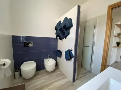 Bagno di R House II