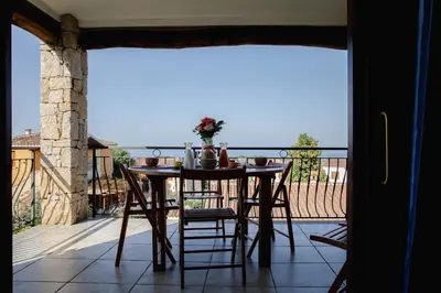 Balcone o terrazza di APP.TO VIA MARE - BUDONI SWEET HOME