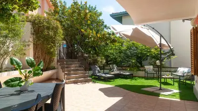 Giardino di Oasi in centro - Cala Gonone