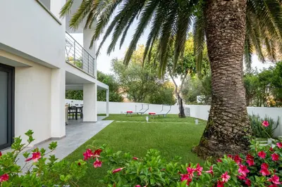 Giardino di WLofts 11, 12 & 14 by Klodge