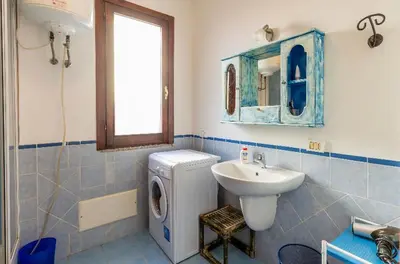 Bagno di Holiday House Olbia Downtown (giardino e ingresso indipendente)