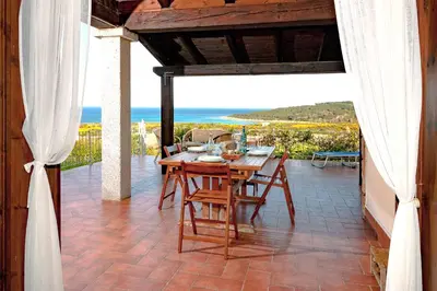 Paesaggio naturale nelle vicinanze della casa vacanze