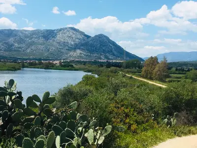 Paesaggio naturale nelle vicinanze della casa vacanze