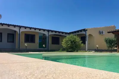 Piscina di B&B Blue Relax - Turismo rurale o nelle vicinanze