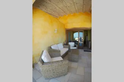 Area soggiorno di Residenza Sardegna da amare