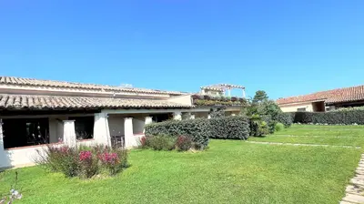 Giardino di ISS Travel, San Teodoro 1 - 100 m from Cala d'Ambra Beach