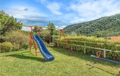 Area giochi per bambini di Bilo 4