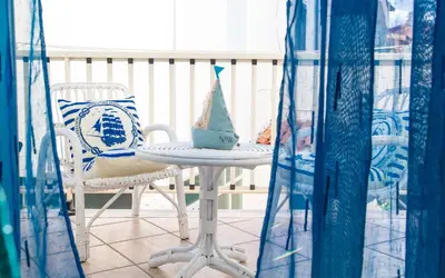 Balcone o terrazza di Lungomare Bay, e sei in spiaggia...