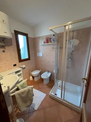 Bagno di casa nostra tanaunella