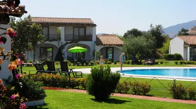 Piscina di Le Tre Querce o nelle vicinanze