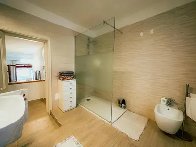 Bagno di Appartamento vicino al centro di Olbia