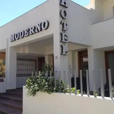 Hotel Moderno