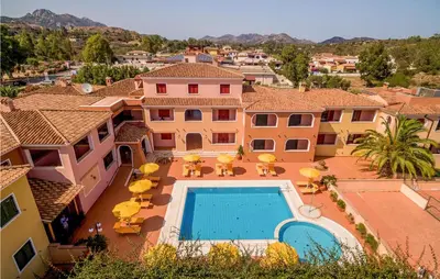 Piscina di 1 Bedroom Amazing Apartment In Orosei o nelle vicinanze