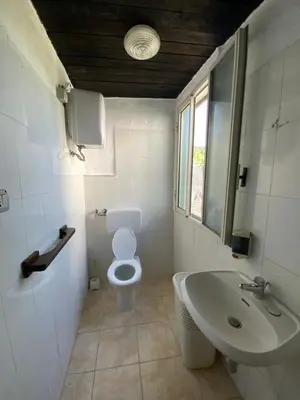 Bagno di Appartamento esinai 2