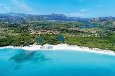 Paesaggio naturale nelle vicinanze del resort