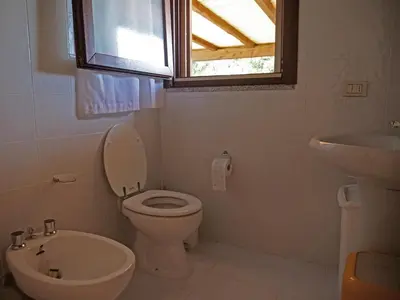 Bagno di Vista sul mare e tavolara BudoniAffitti