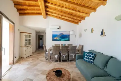 Area soggiorno di Villa BRANDINCHI - Heated Pool, Private Beach, Sea View, Wi-Fi