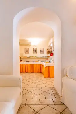 Cucina o angolo cottura di Hotel Cavour