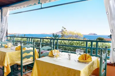 Paesaggio naturale nelle vicinanze dell'hotel